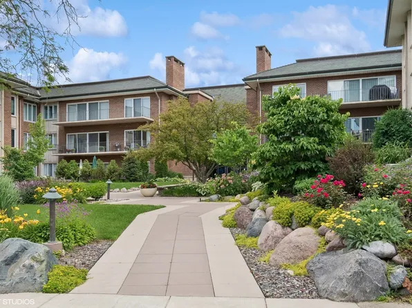 6 Oak Brook Club Dr APT K202, Oak Brook, IL 60523