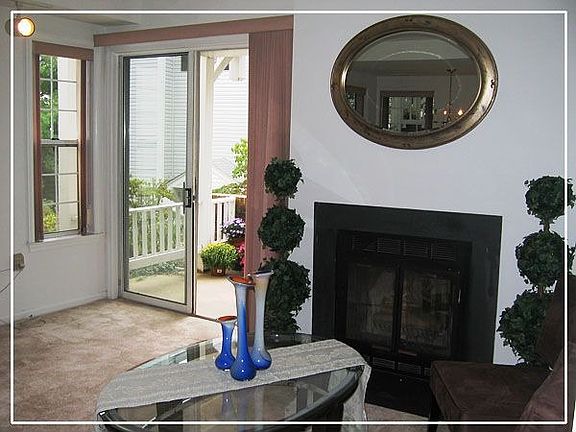 4th image of 2901A S Woodley St #1