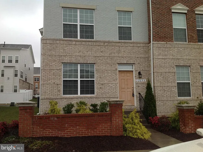 22698 Parkland Farms Ter — Photo 17