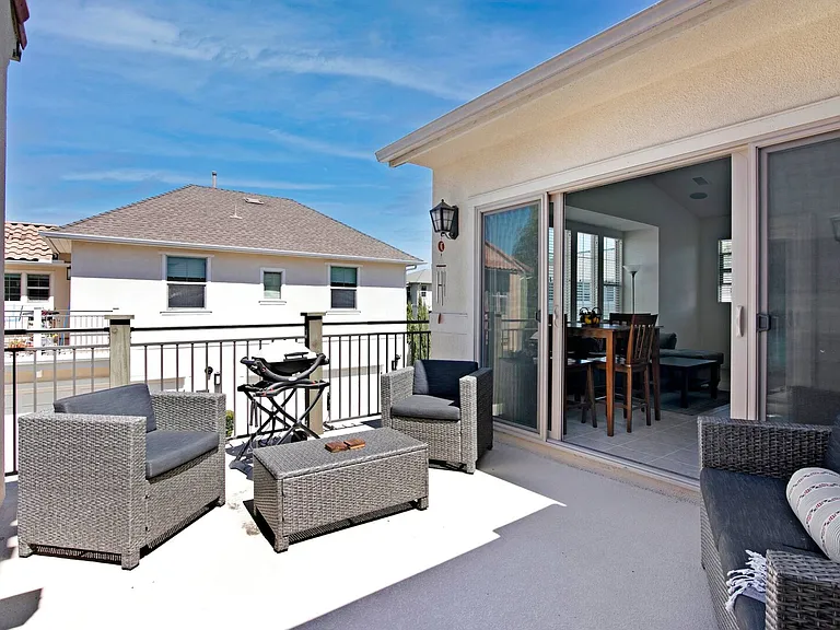 Pacifica Way — Photo 25