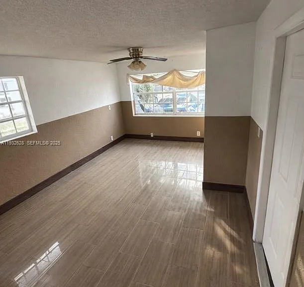 14405 NE 5th Ave #B — Photo 5