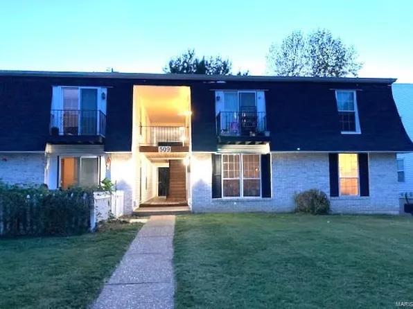 509 Monroe St APT 4, Pacific, MO 63069