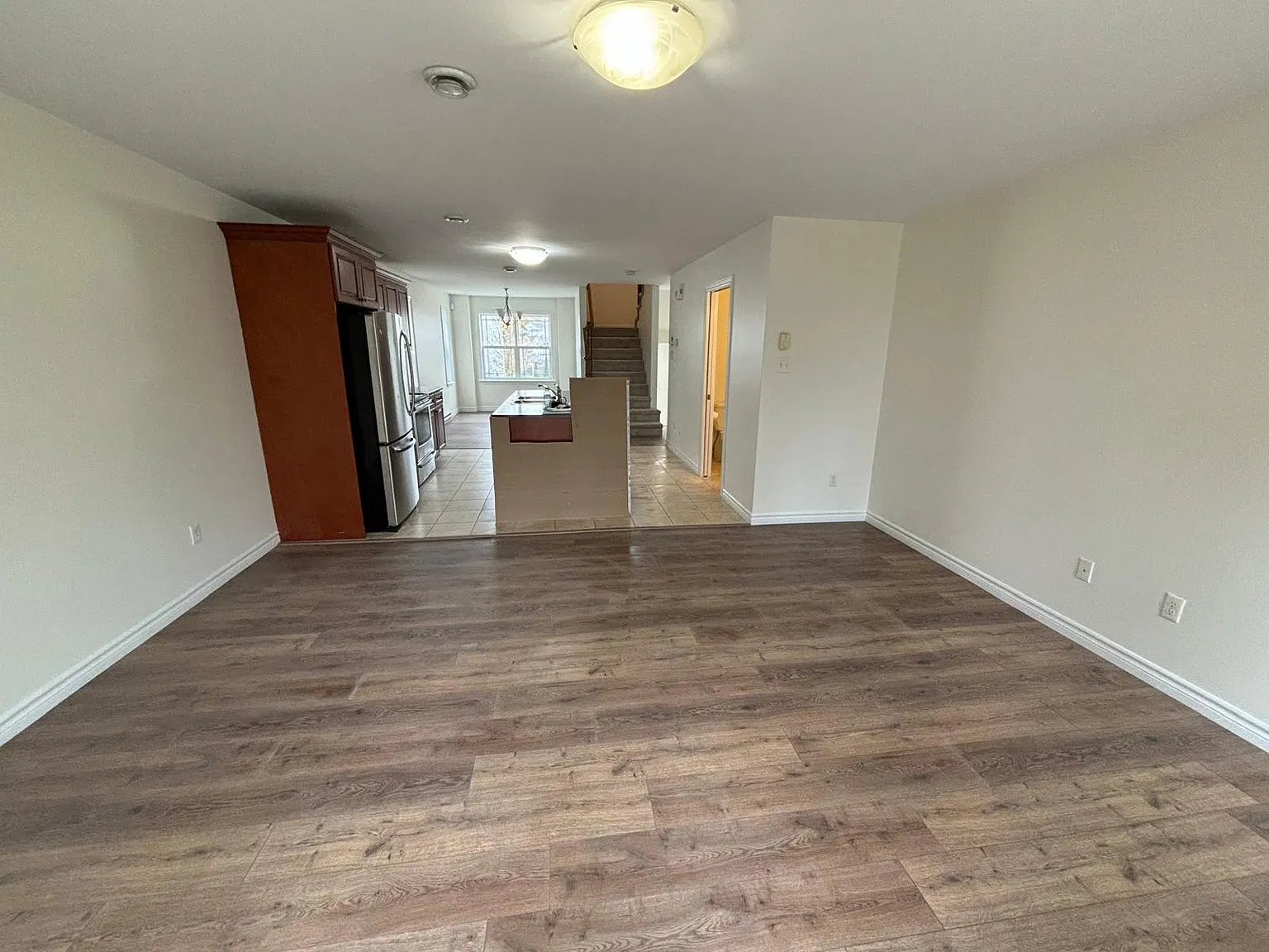 4 bed, 2083 sqft, $2,950 — Photo 3