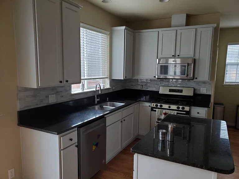 11446 179th Ct NE — Photo 12