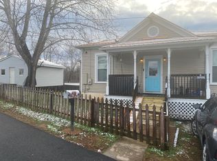 20 Ridge St, Chatham, VA 24531