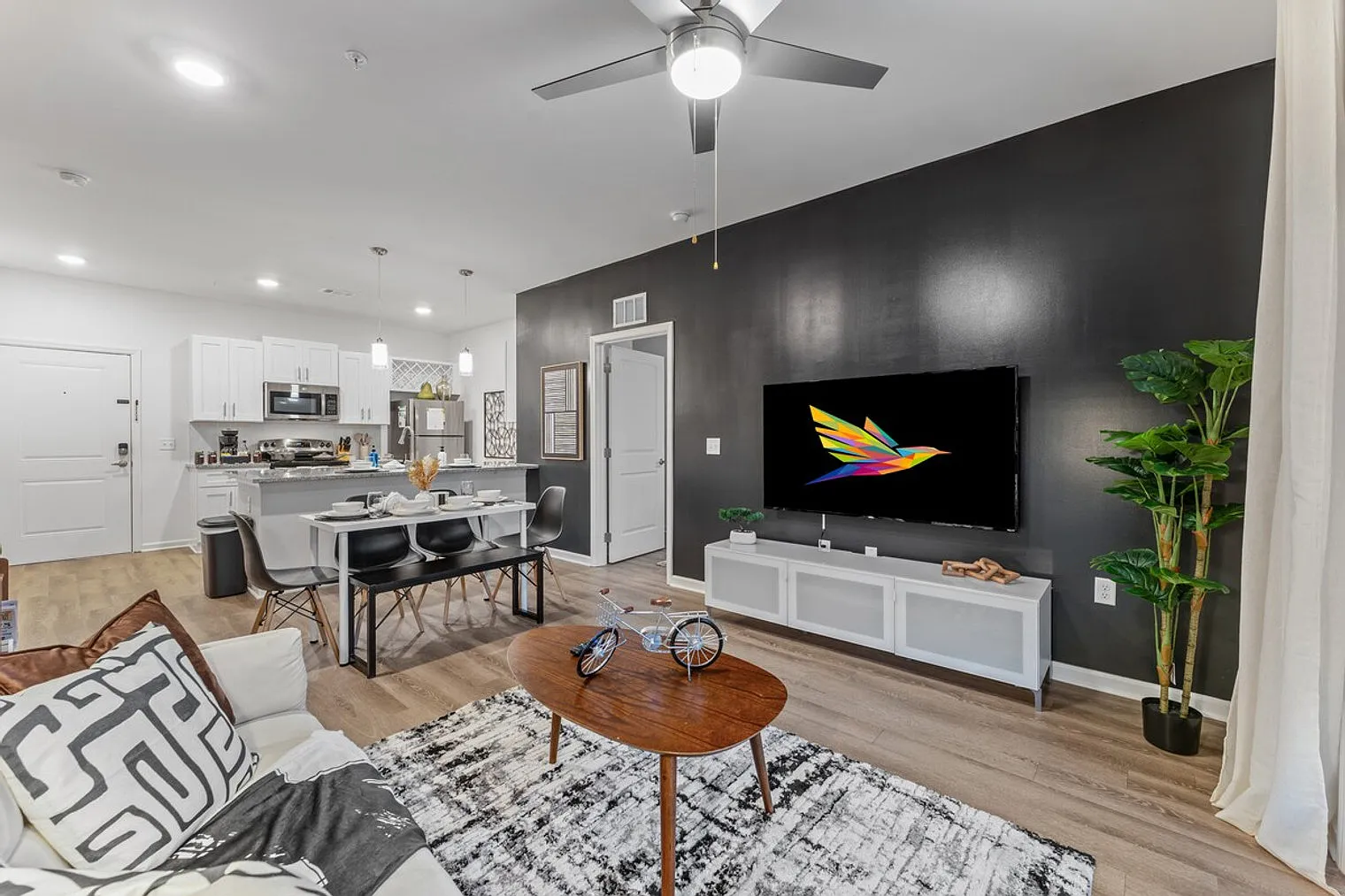 2 bed, 2.0 bath, $3,793 — Photo 4