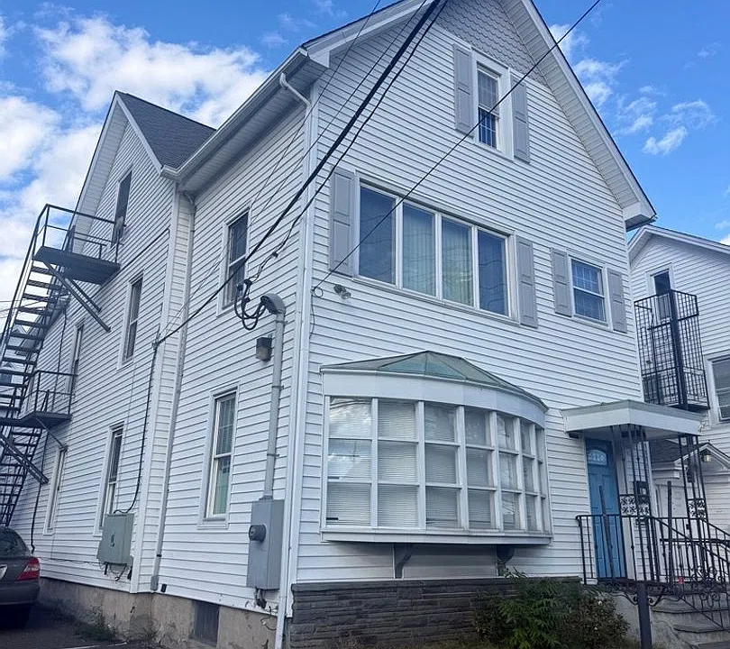 77 West St