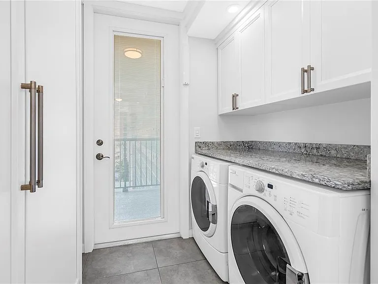 6020 Shore Blvd S #712 — Photo 11