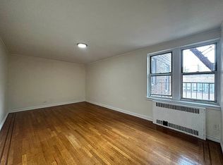 4331 Ithaca St APT 410, Elmhurst, NY 11373