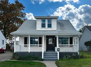 18874 Birmingham St, Roseville, MI