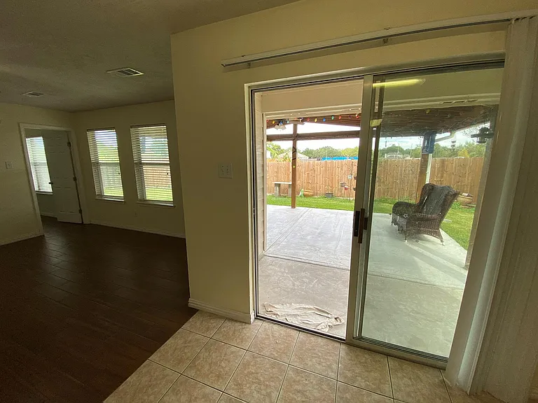 2818 Orchid Tree Ln — Photo 7