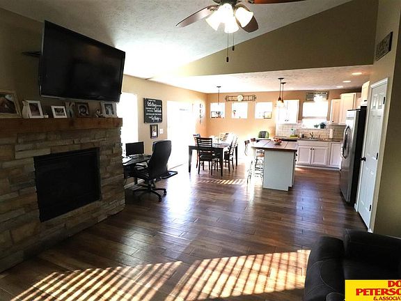 5th image of 1335 SW Kelsey Cir