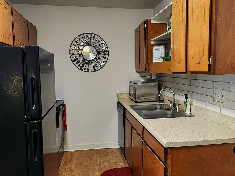 Cedar Creek Apartments — Photo 19