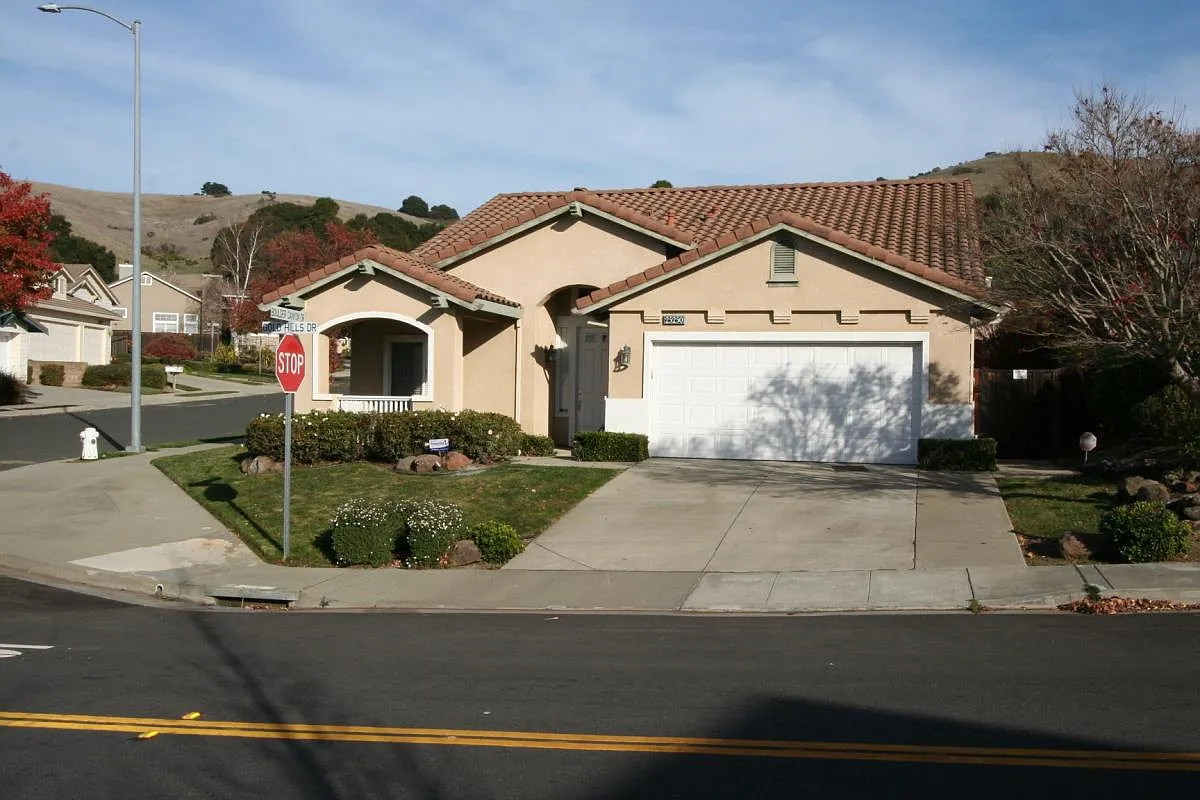 25250 Gold Hills Dr photo 1