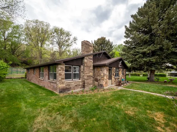 819 Washington, Lovell, WY 82431