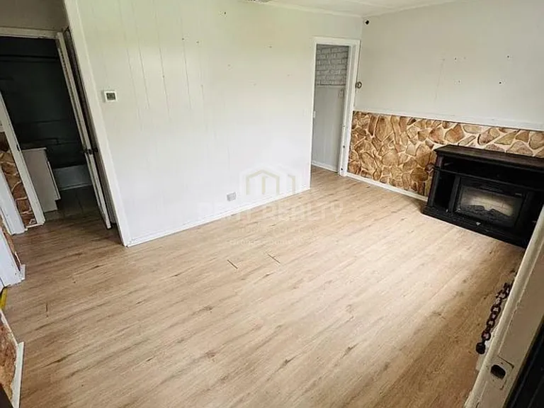 27 Interlochen Pkwy — Photo 2