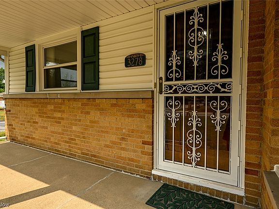 4th image of 3278 Hudson Dr