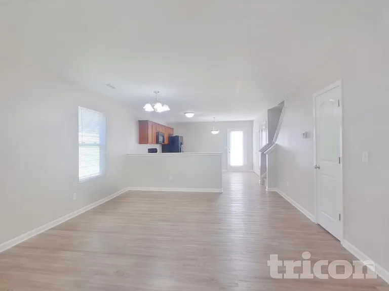 9638 Hanberry Blvd — Photo 4