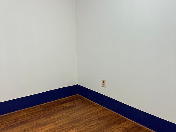 2nd image of 2261 Grand Island Blvd