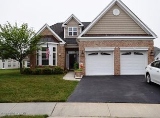 8 Cohasset Ct, Barnegat, NJ 08005