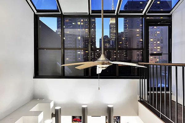 Rented by Mossanen Group | media 8