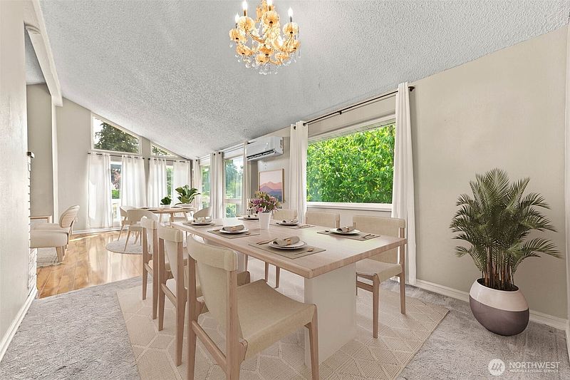 5th image of 7237 Ridgemont Drive SE