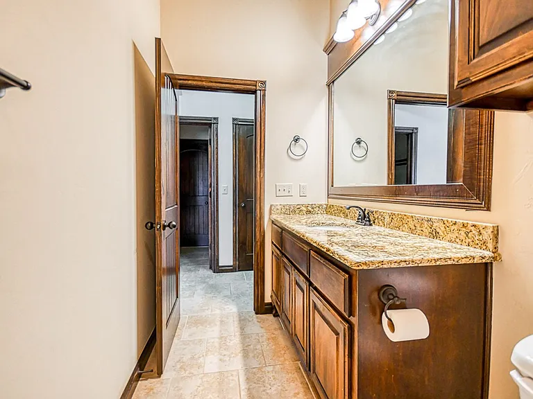 5105 SW 122nd Ter — Photo 31