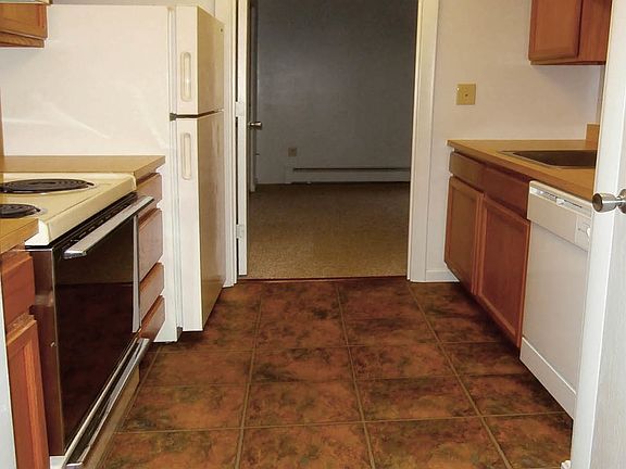 galley kitchen to bedroom