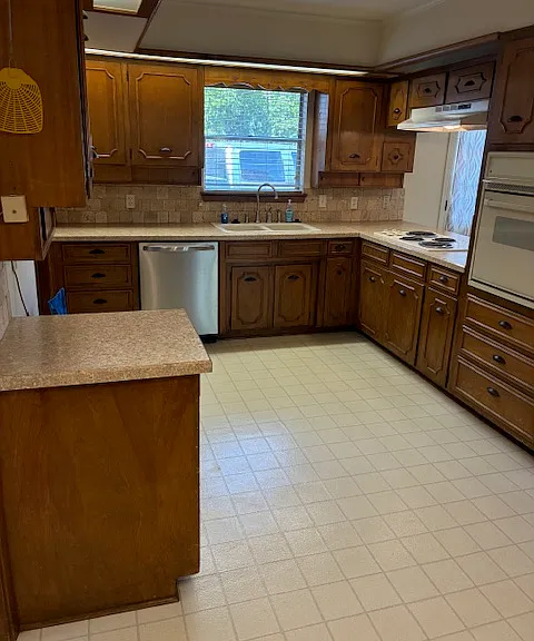 4901 Westhaven Dr — Photo 5