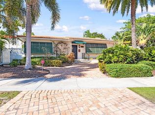 623 NE 17th Way, Fort Lauderdale, FL 33304