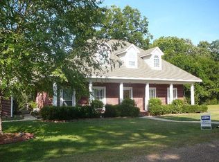 6009 Queens Point, Vicksburg, MS 39180