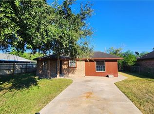 1910 N Oak St, Alton, TX 78573