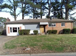 457 Pepper Mill Ln, Norfolk, VA 23502