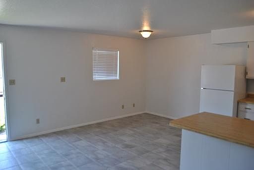 2nd image of 1707 E 23rd St APT 01