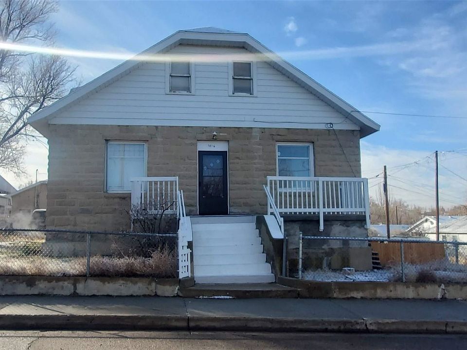 1st image of 1016 Lee St