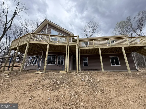 52 Hillandale Rd, Front Royal, VA 22630