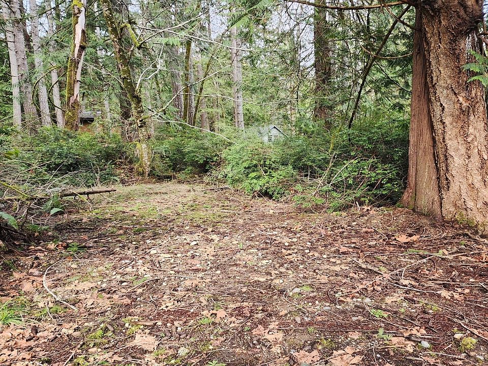 1st image of 343 E Pointes Drive E