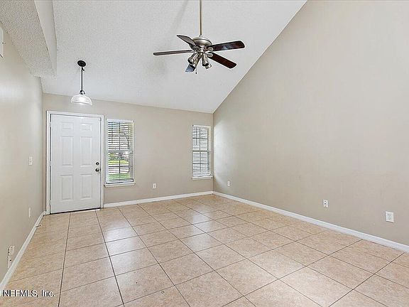 4th image of 8199 DUNBARTON Court