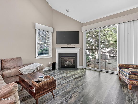 5th image of 233 Racine Drive Unit 20