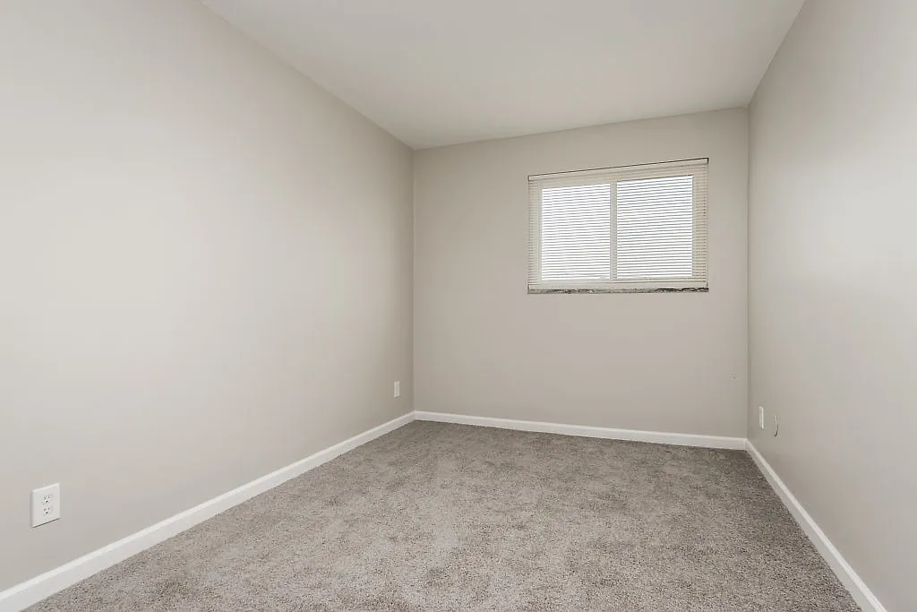 3656 Seabrook Ave — Photo 4