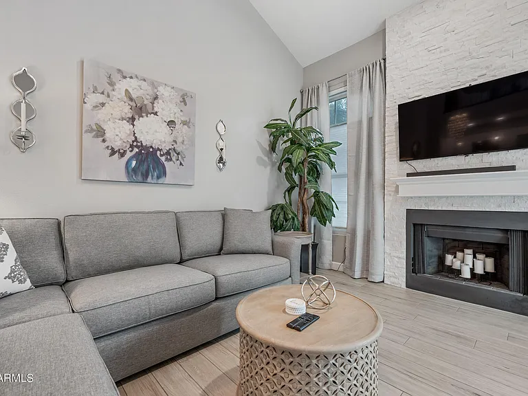 1717 E Union Hills Dr #1052 — Photo 6