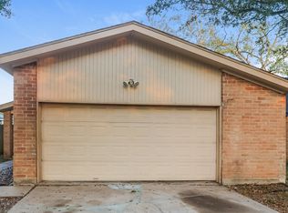 1909 Chelsea Ct, Rosenberg, TX 77471
