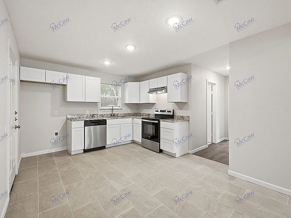 4th image of 4229 Comanche St