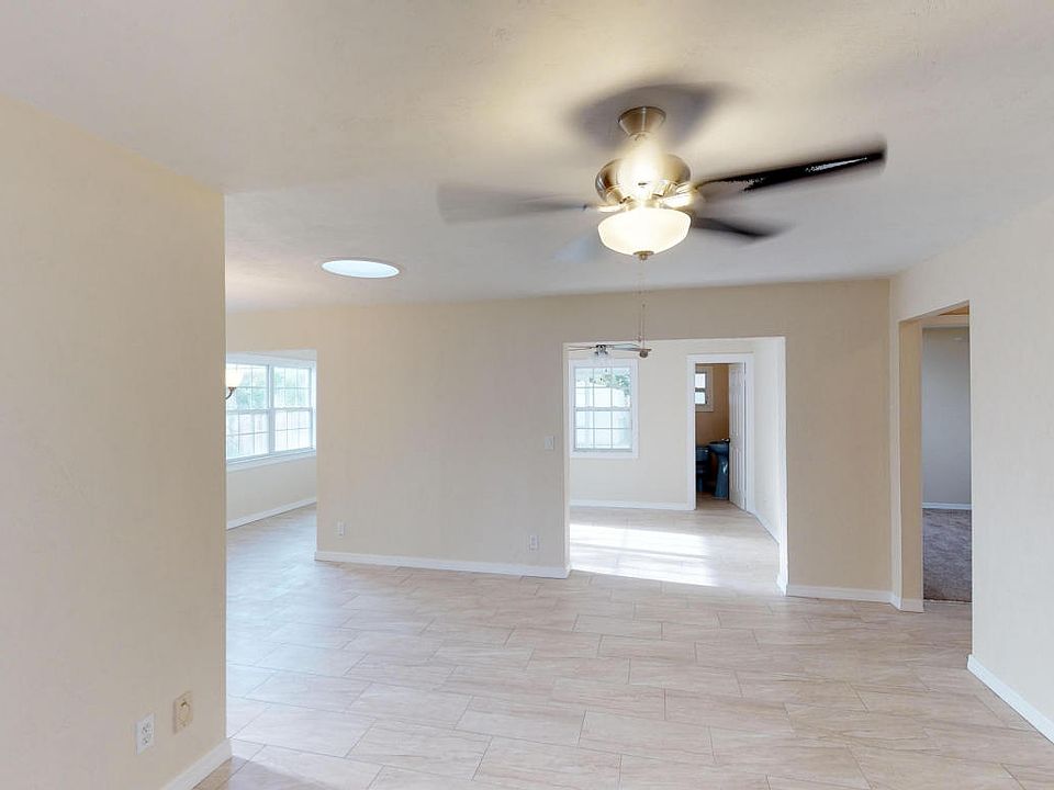 1st image of 109 Moore Ave