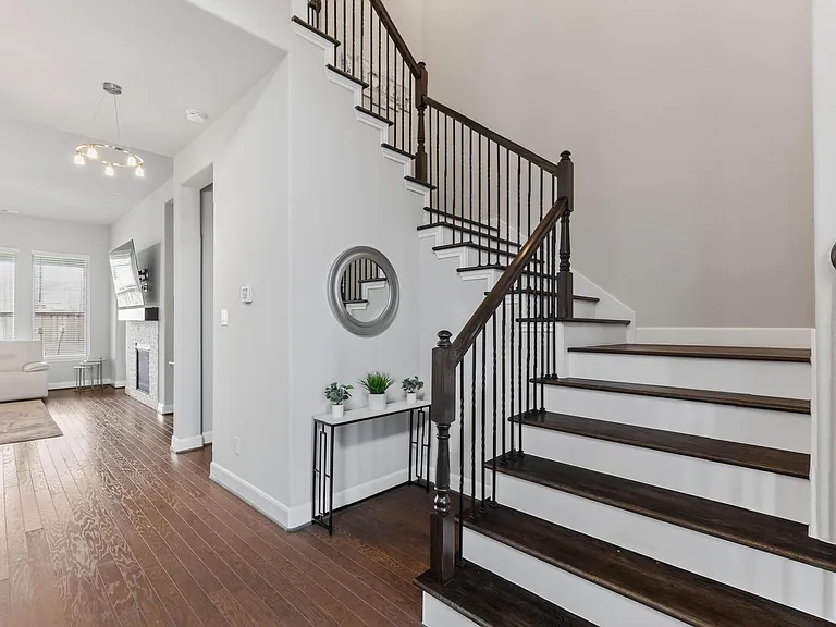 8110 Copper Rock Dr — Photo 29