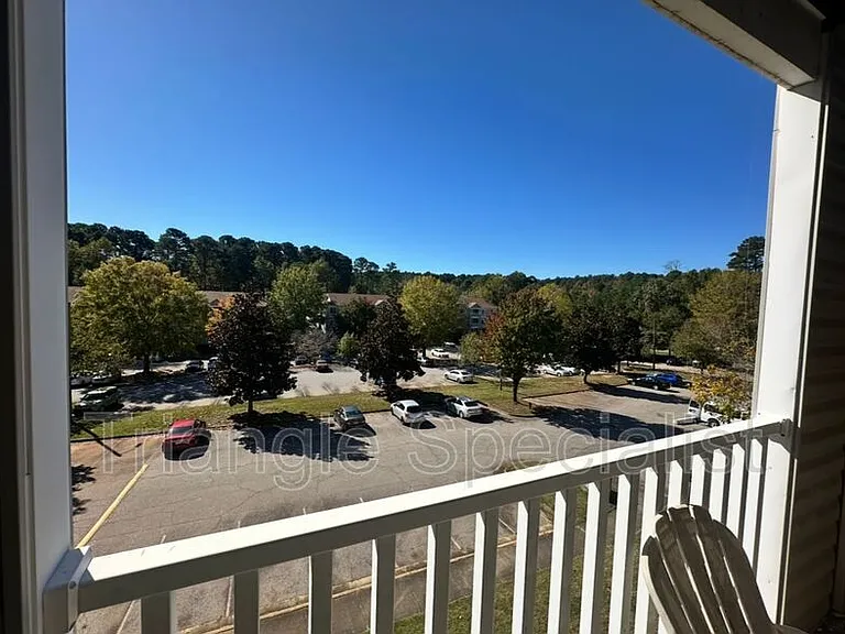 1251 University Ct #203 — Photo 8