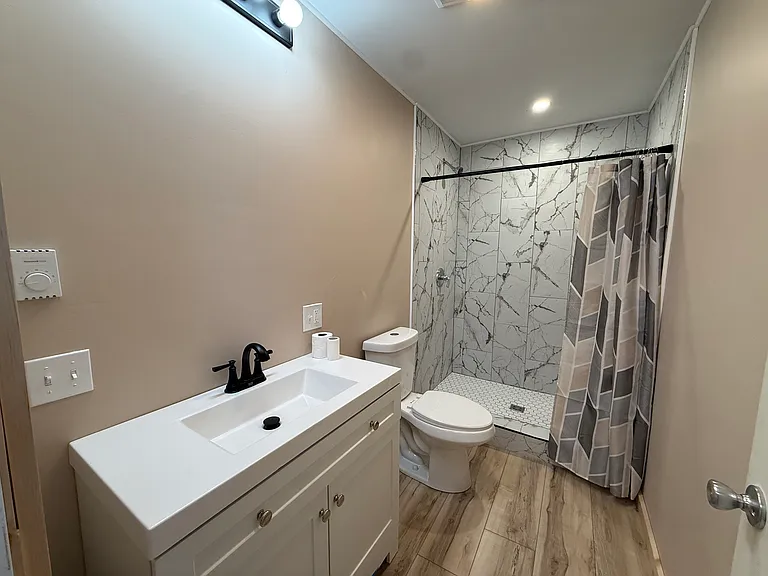 41 Knapp St #4 — Photo 8