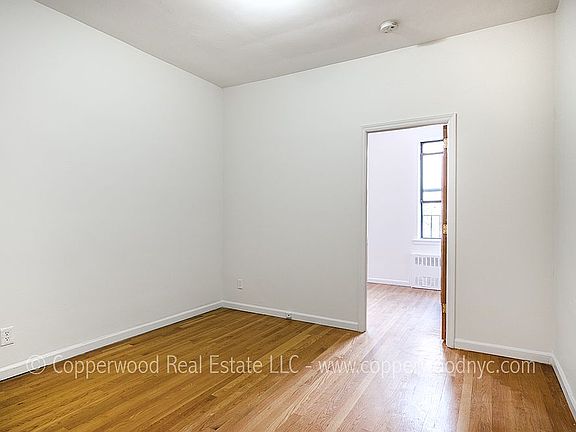4th image of 405 E 87th St APT 4C