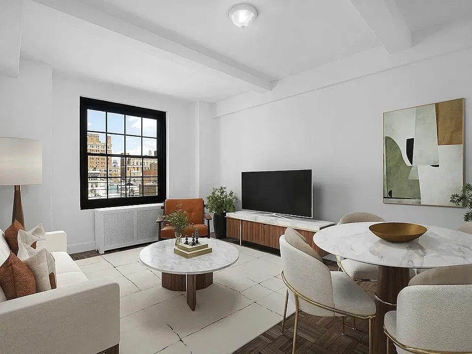 160 W 71st St #7K