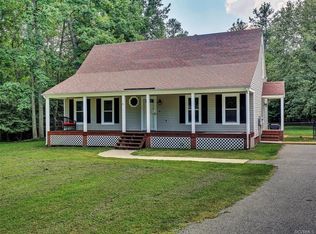 13500 Bermuda Orchard Ln, Chester, VA 23836